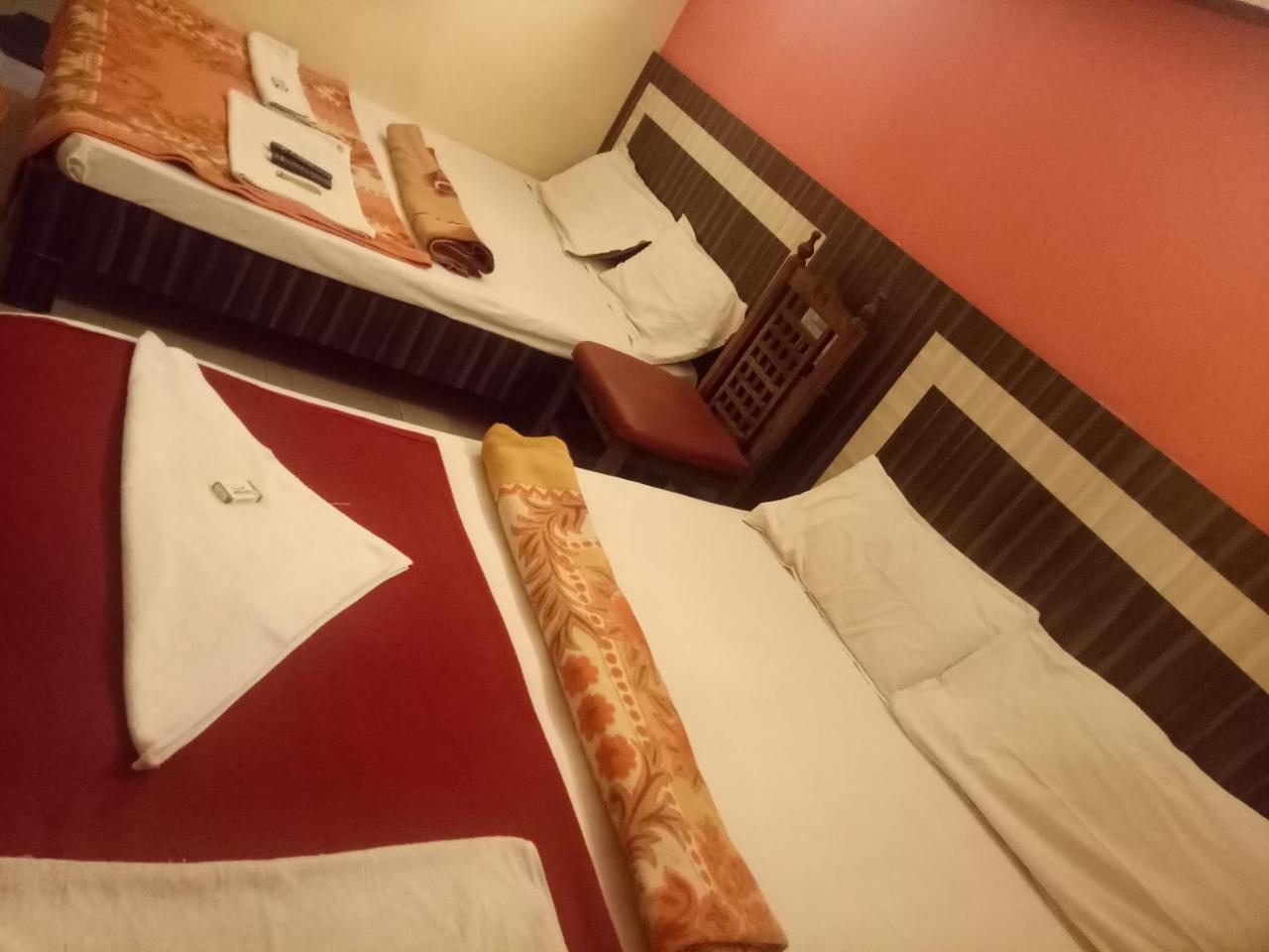Hotel Sangeeth Lodging Mysore Luaran gambar